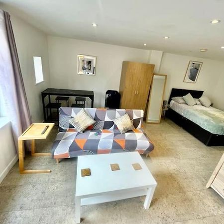 Cambridge City Centre Studio, Sleeps 3 Exteriör bild