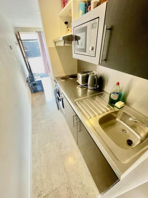 Cambridge City Centre Studio, Sleeps 3 Exteriör bild